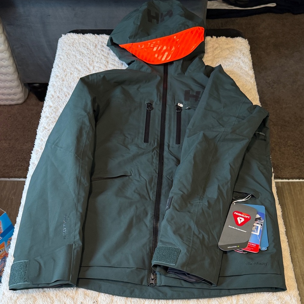 Helly Hansen Green Ski Jacket with Orange Accents